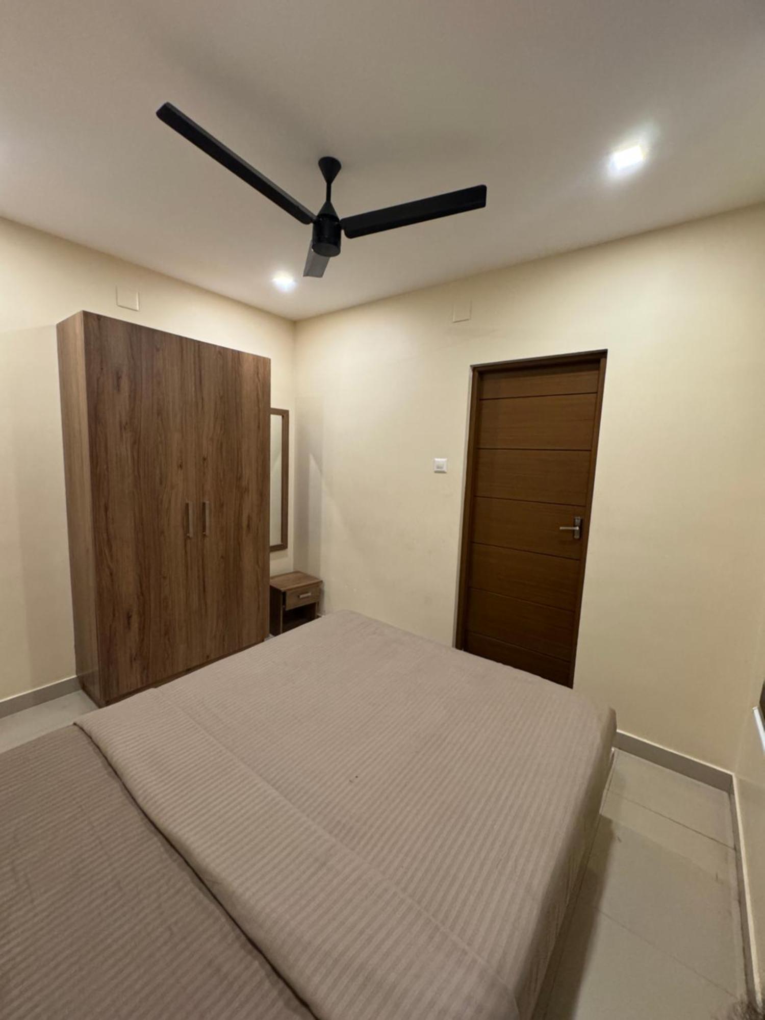Heres Haut Residency Kochi Exterior photo